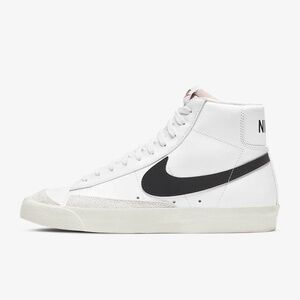 Nike Blazer Mid '77 Vintage  Women’s 7